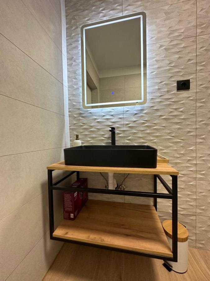 Apartament Tina